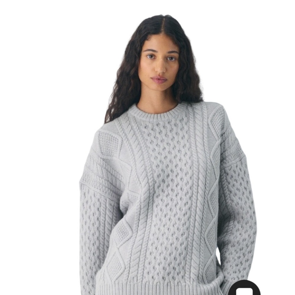 Aritzia Heritage Knit Merino Wool Crew Sweater XS